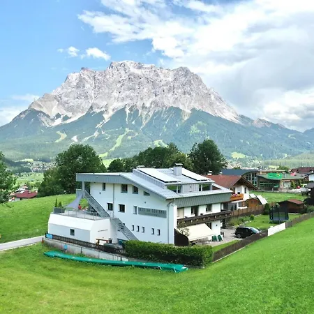 Haus Am Schihang Apartment