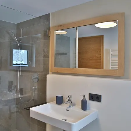 Haus Am Schihang Апартаменты *