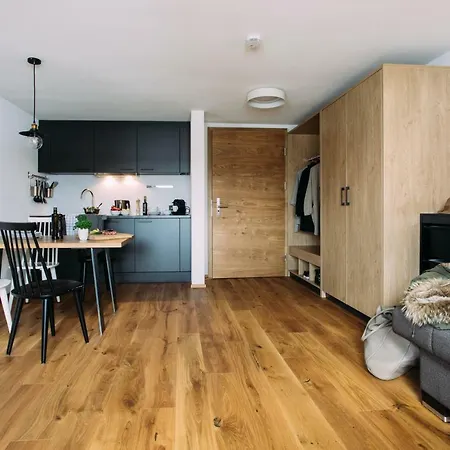 Haus Am Schihang Апартаменты *